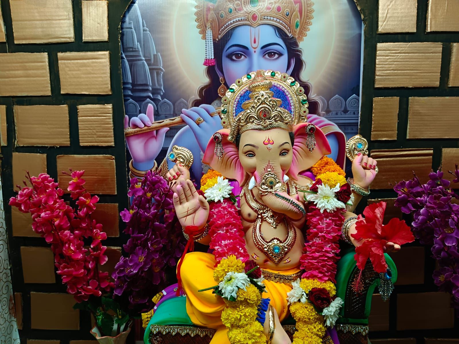 कृष्ण जन्म व कृष्ण लीला