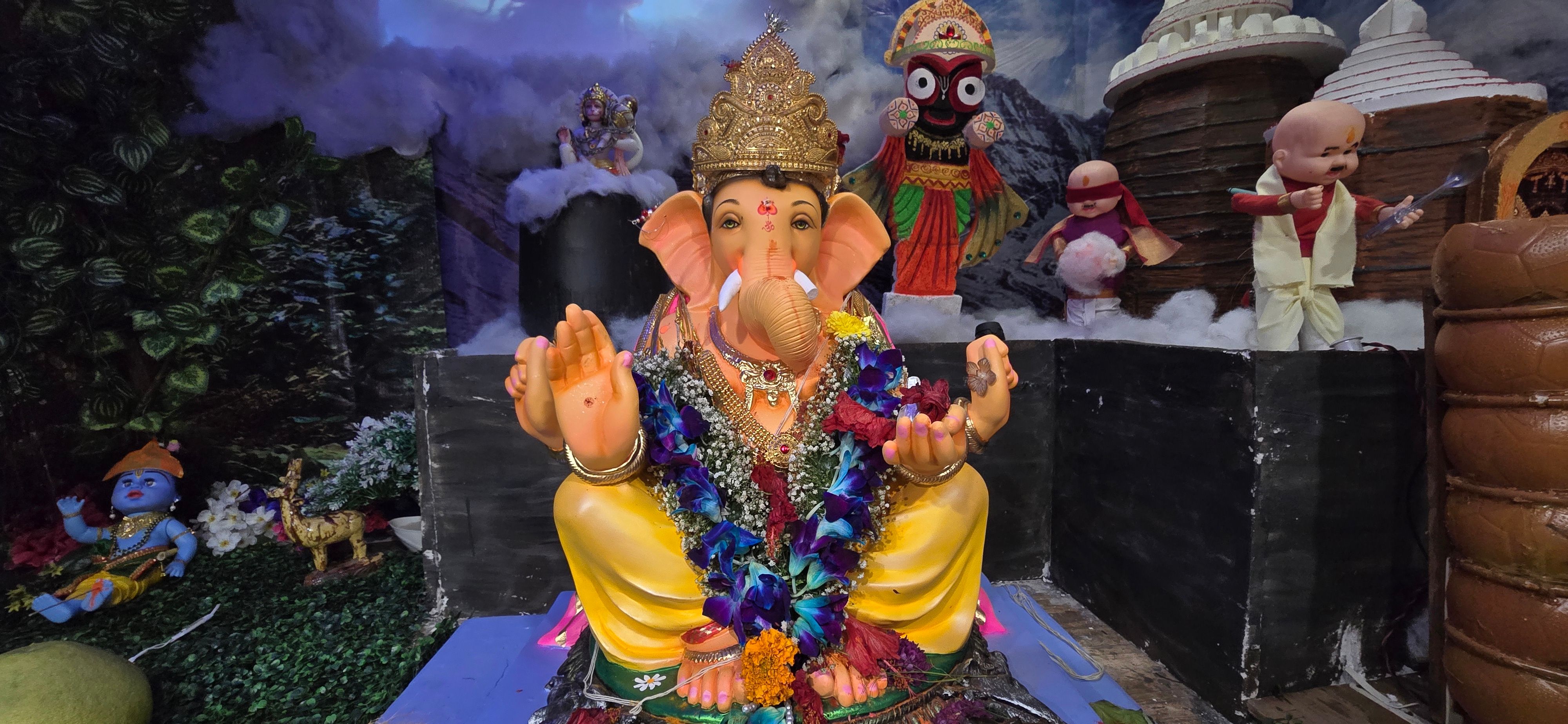 ‘श्रीकृष्ण ते जगन्नाथ पुरी’ विषयावरील घरगुती गणेशोत्सवातील चलचित्र देखावा,