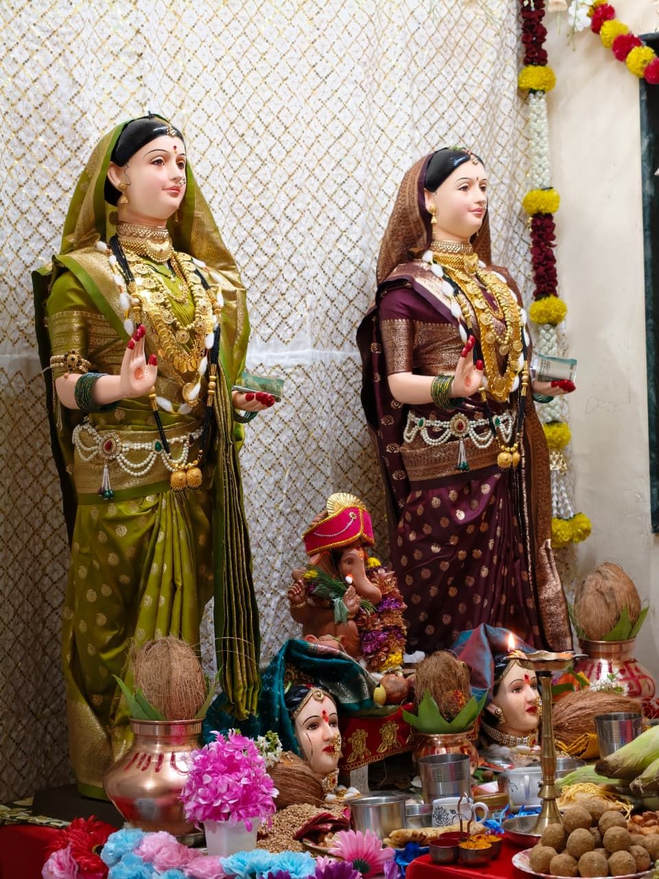 आमचे घरगुती गौरी गणपती डेकोरेशन, photo 3 of 4