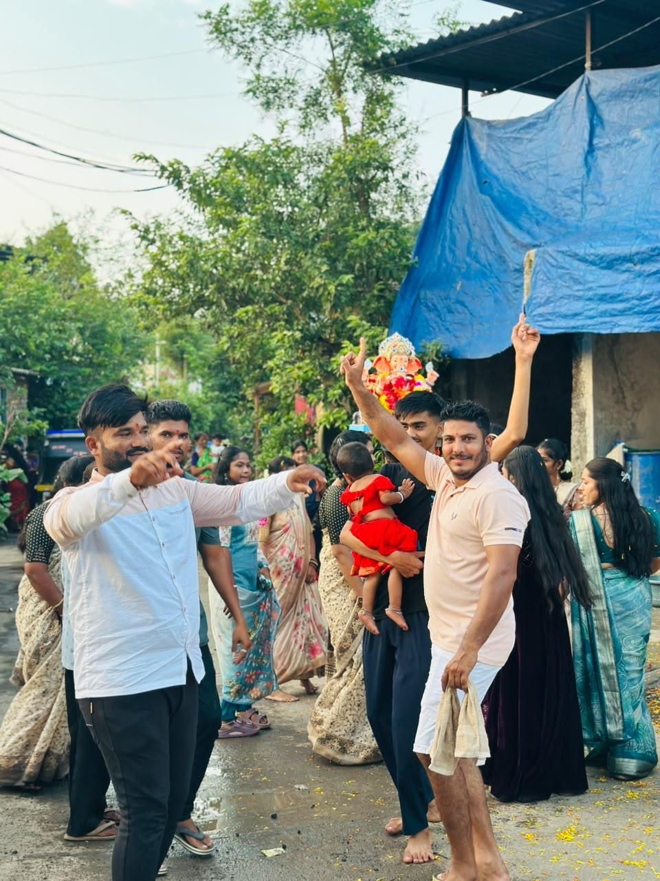 mazya gavacha ganpati hi 50 varshachi parmpara aahe