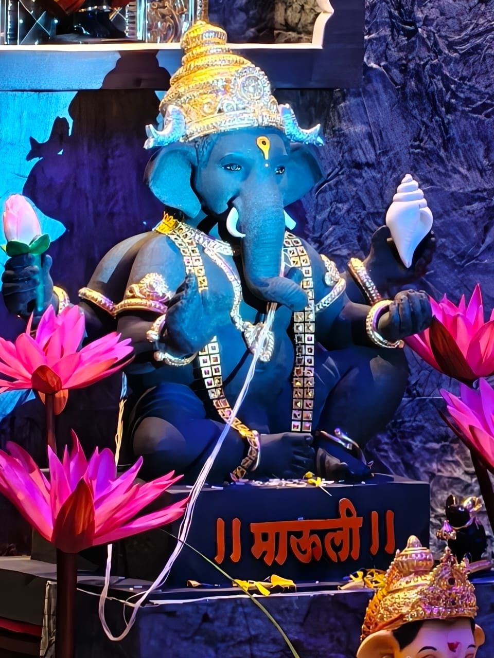 आमच्या घरातील मी बनवलेला गणपती आणि देखावा, photo 2 of 3