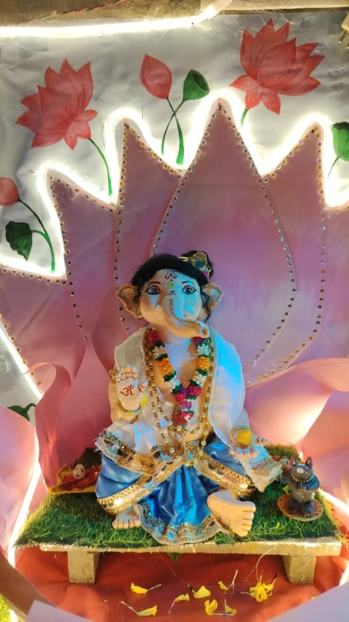 My experience of making ganpati bappa with my own hands