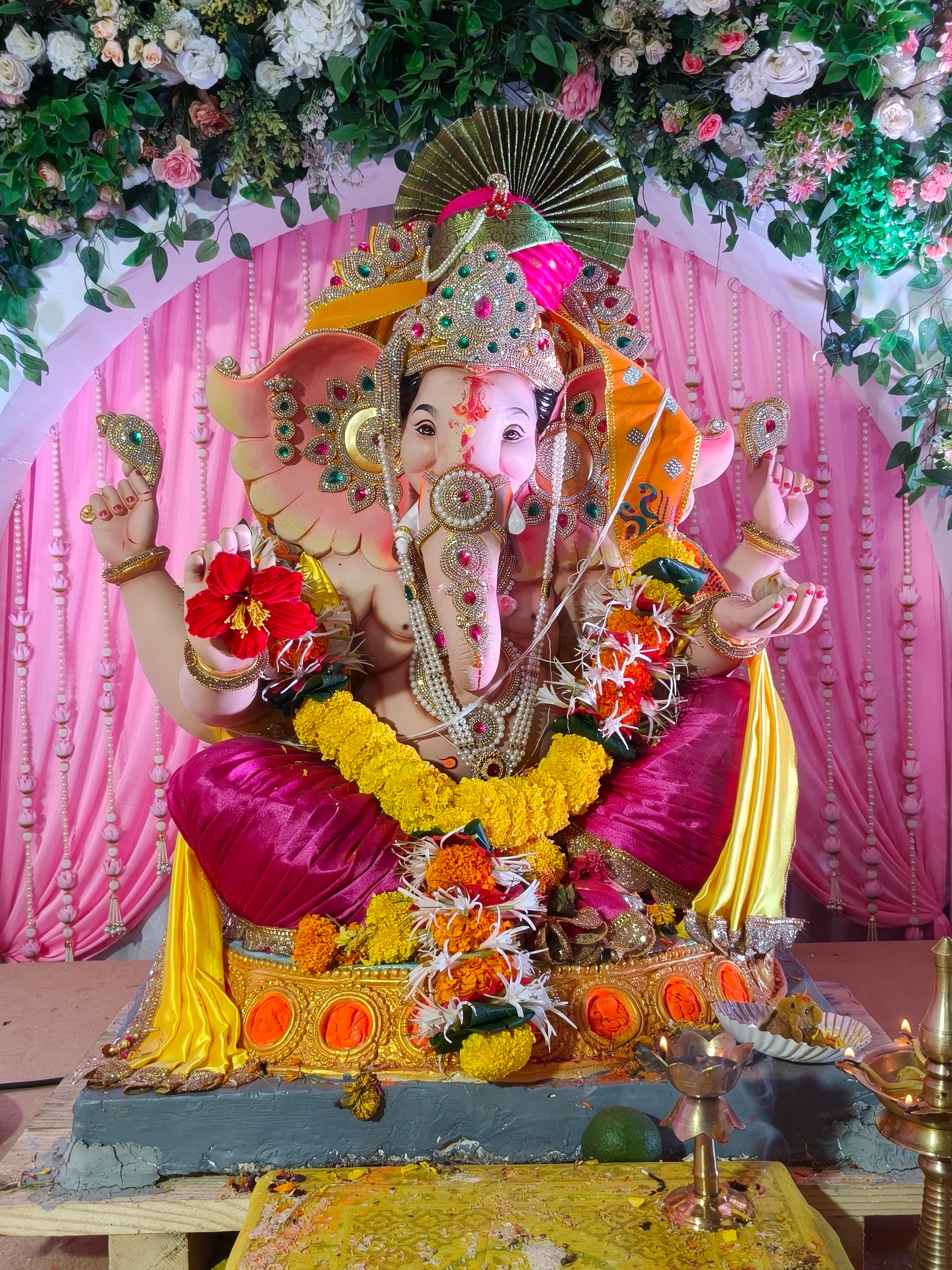 डॉटम चा राजा