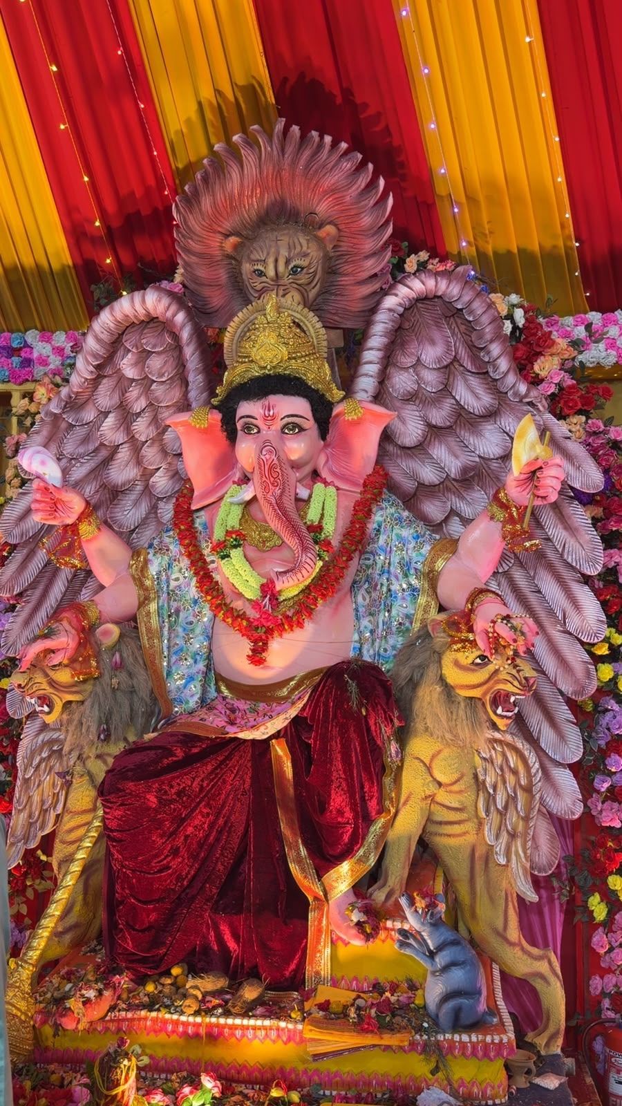 “A Family Vow Fulfilled – Ganesh Darshan” 🙏✨, photo 3 of 4