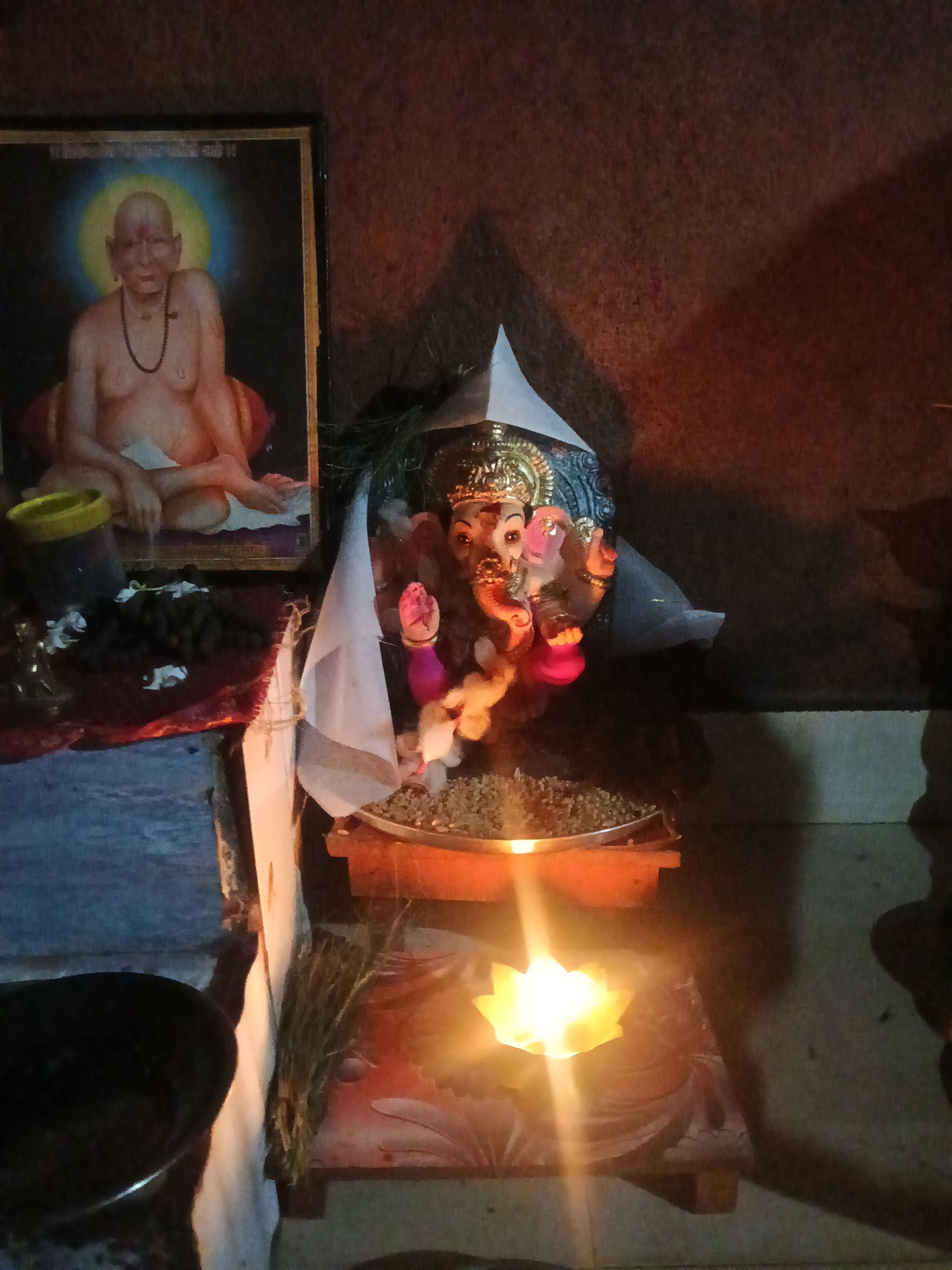 ओमकार गणेश मंडळ ईटकुर 