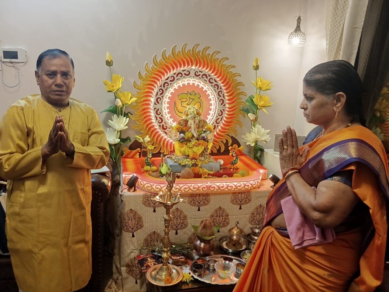 बाप्पाची दरवर्ष स्थापना आणि पूजा