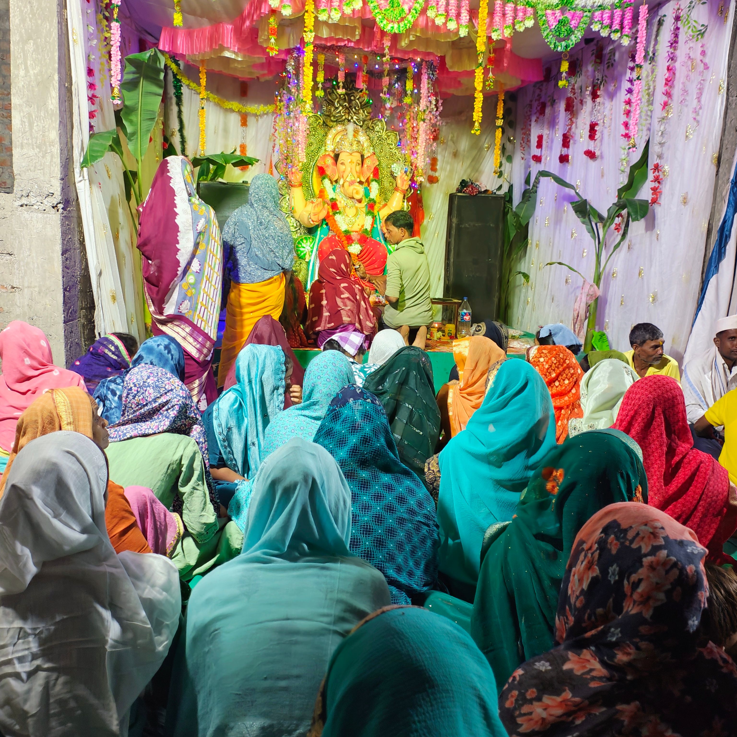 युवा गणेश मित्र मंडळ झामणझर