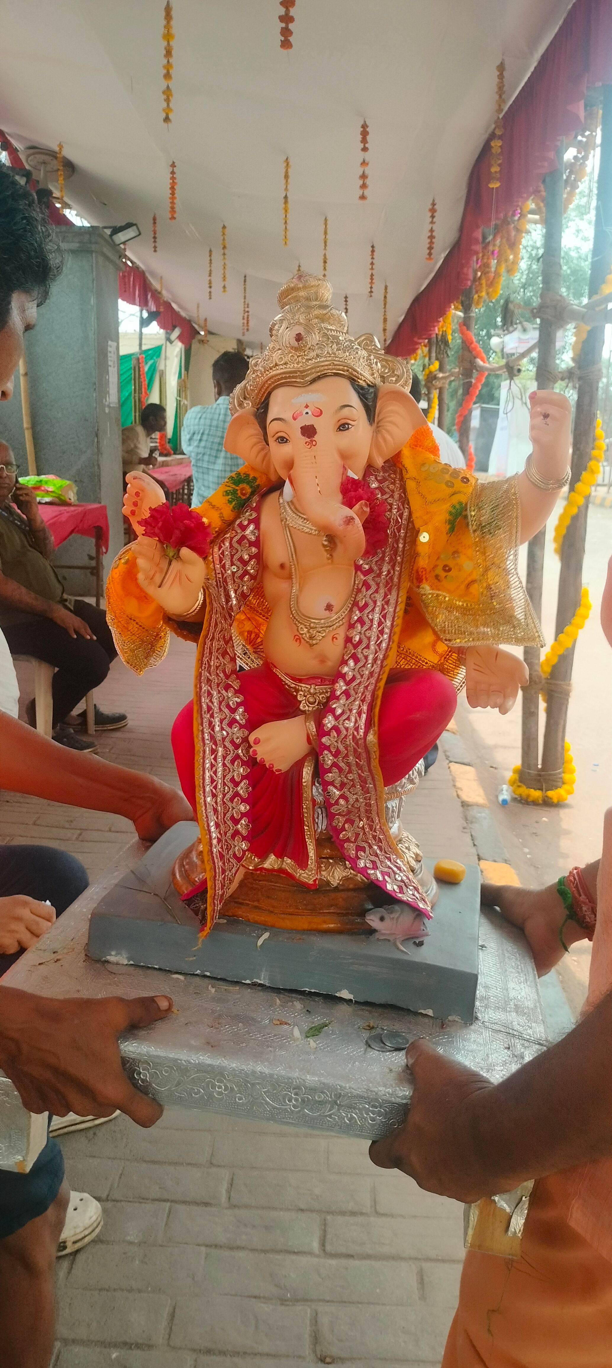 Morya talav mulund east 