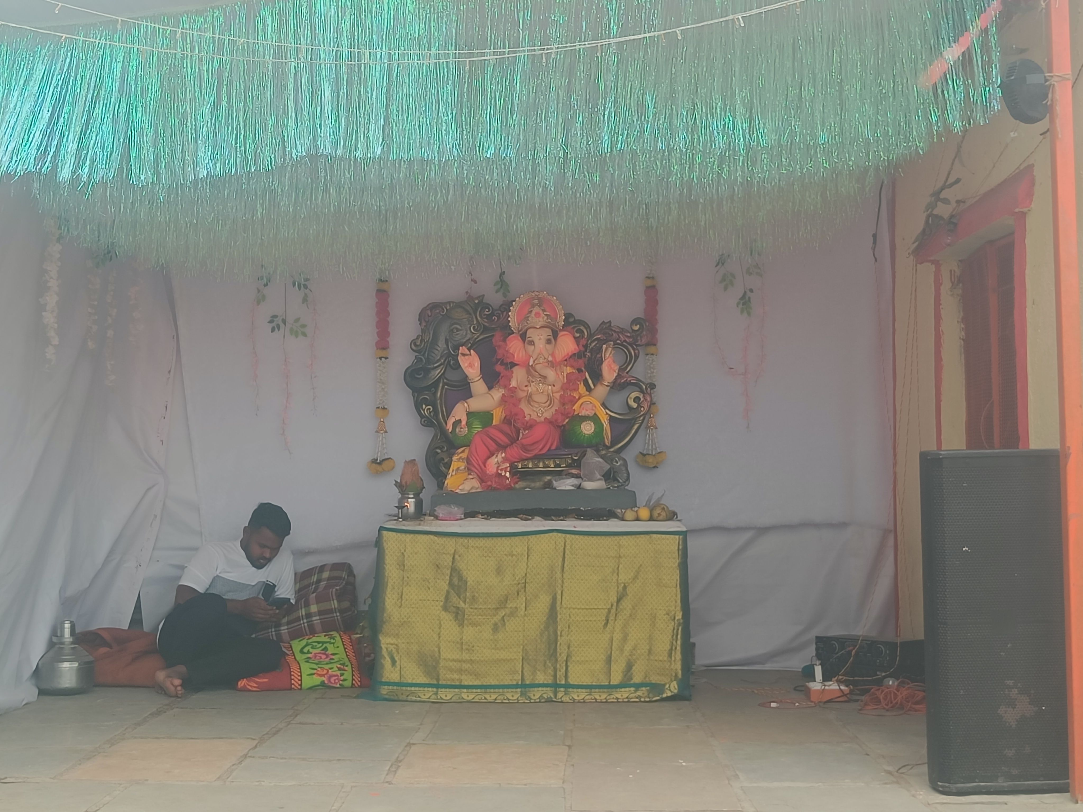 Gajanan Mitra mandal chandapuri