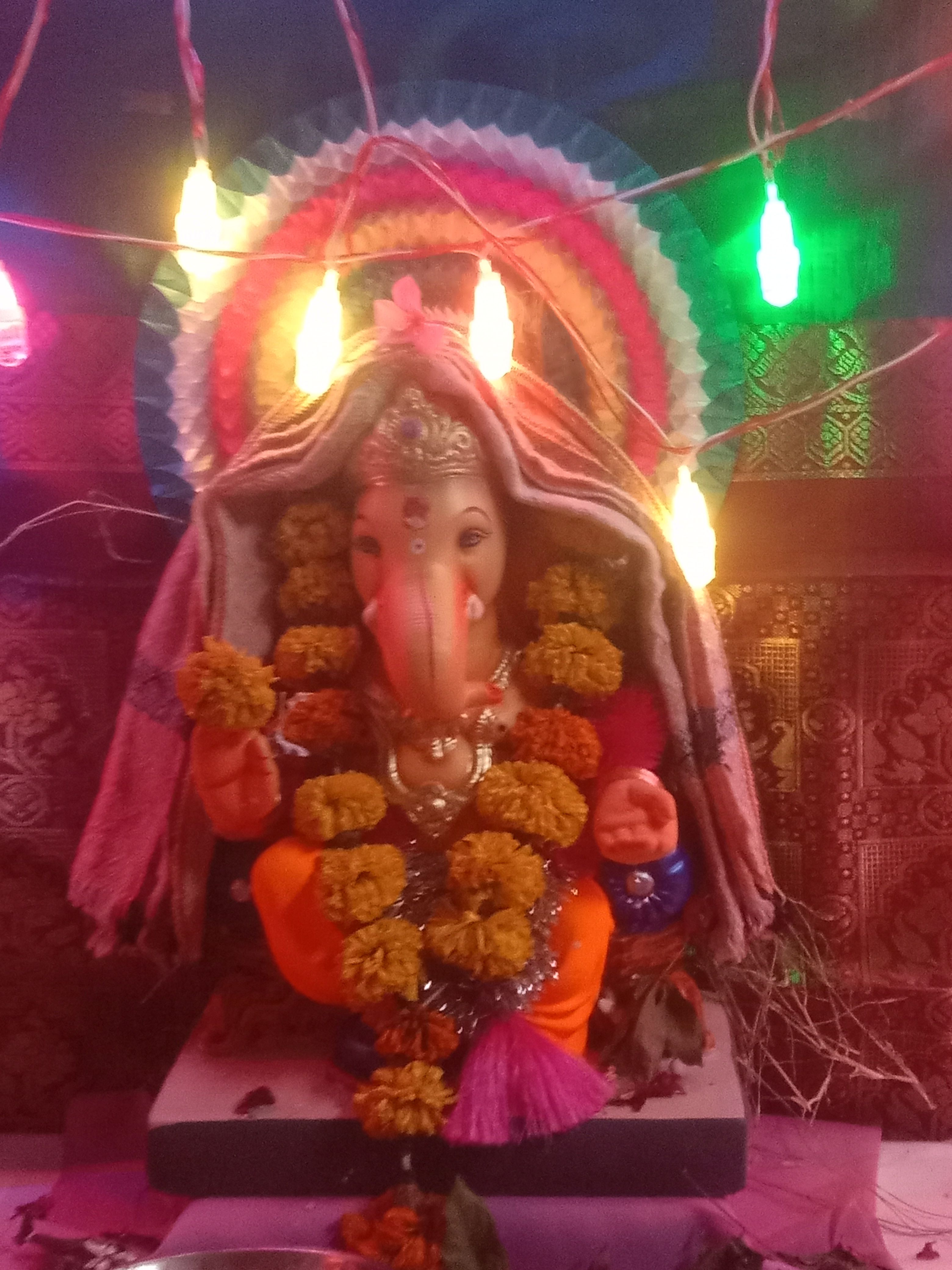 Decorative Ganesh Murti in Maindargi 