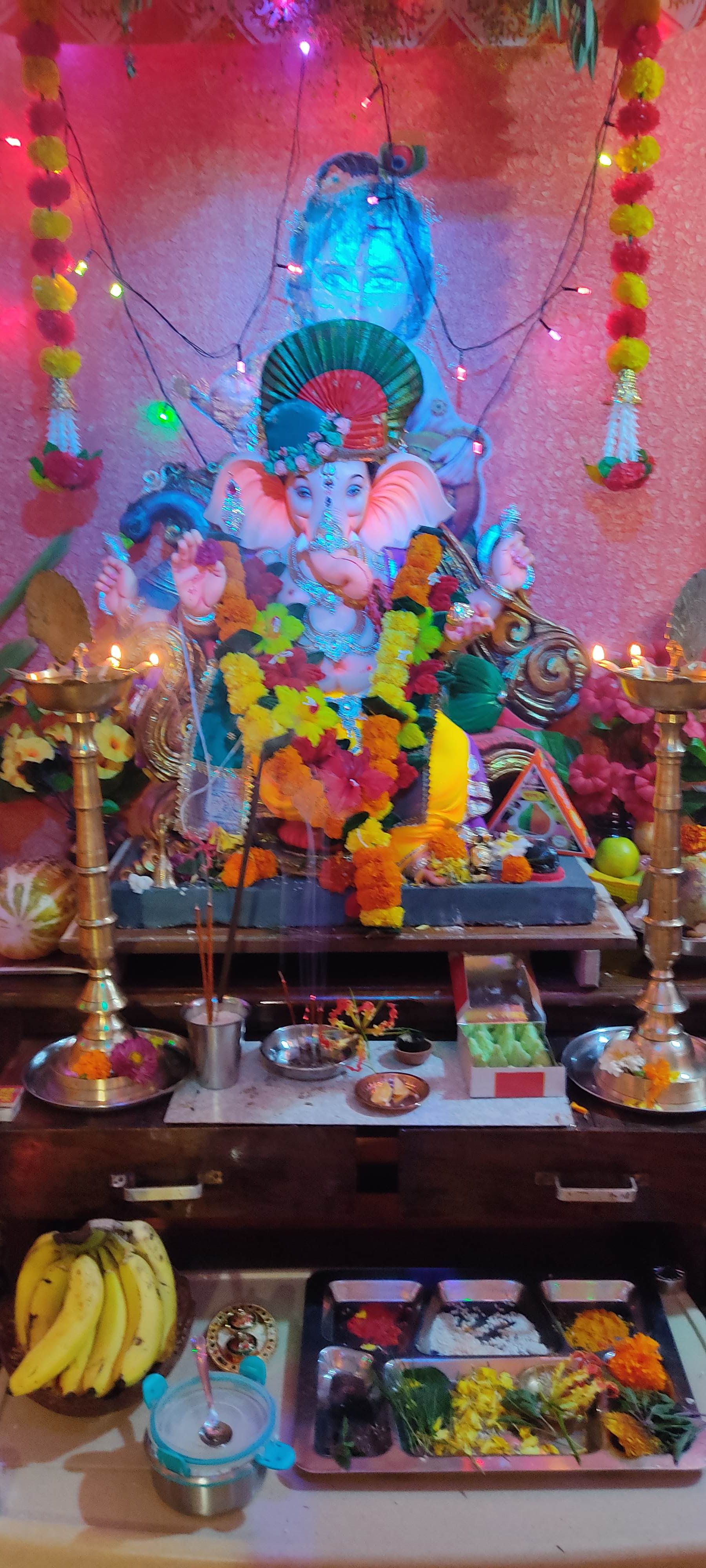 घरगुती गणपती मुणगेकर परीवार