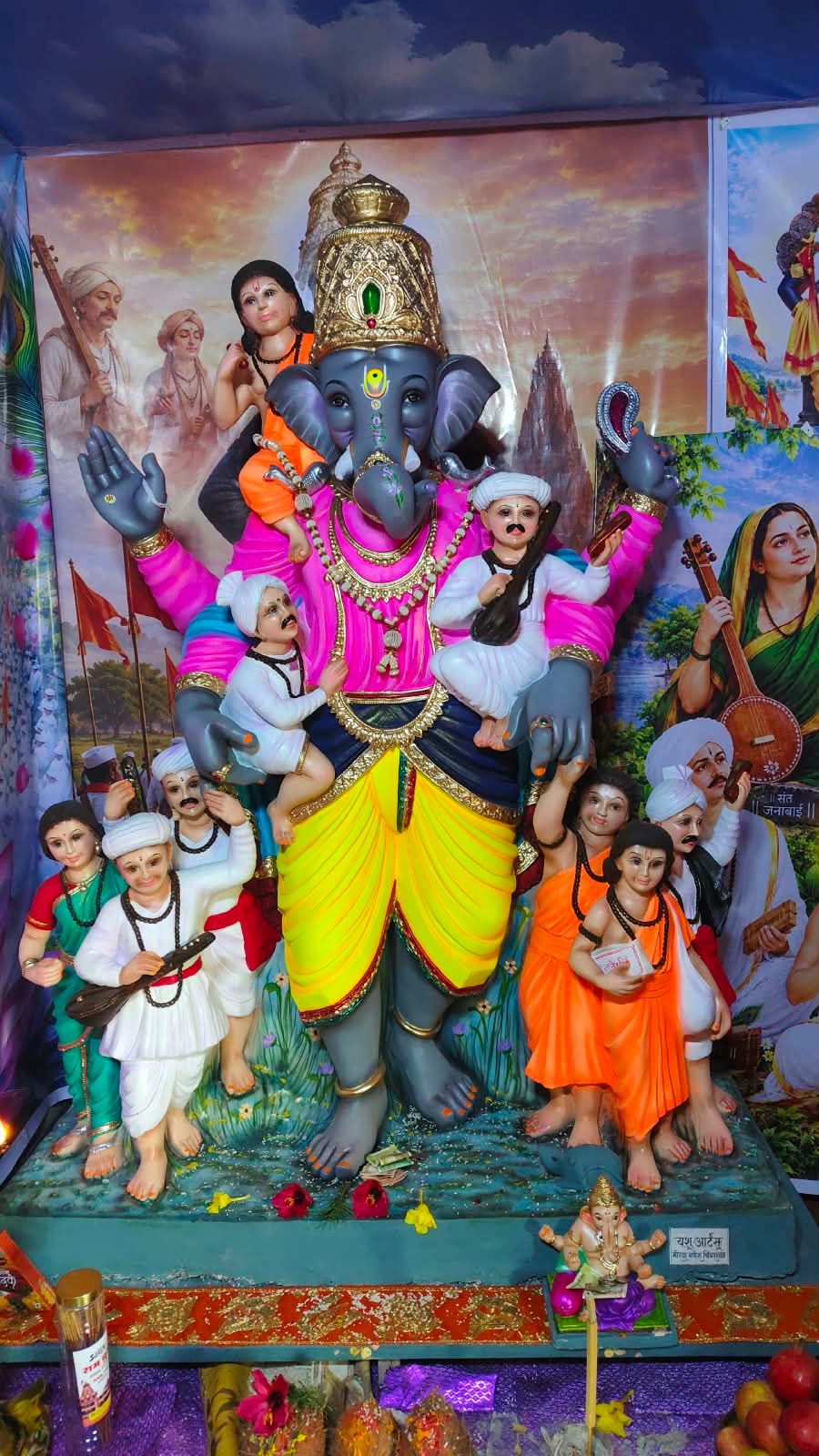 मुकनाक परिवाराचा राजा
