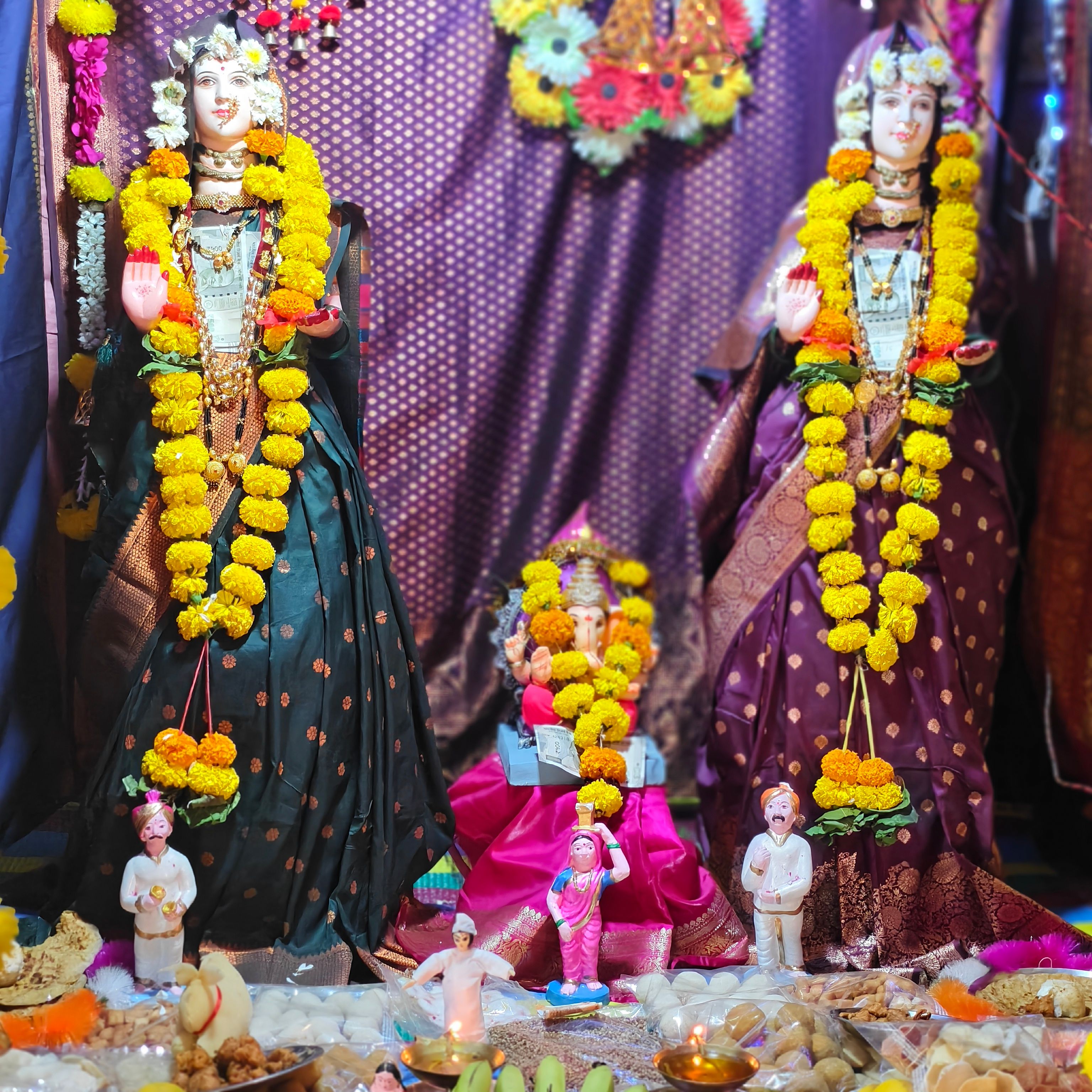 Gouri Ganpati sajavat 