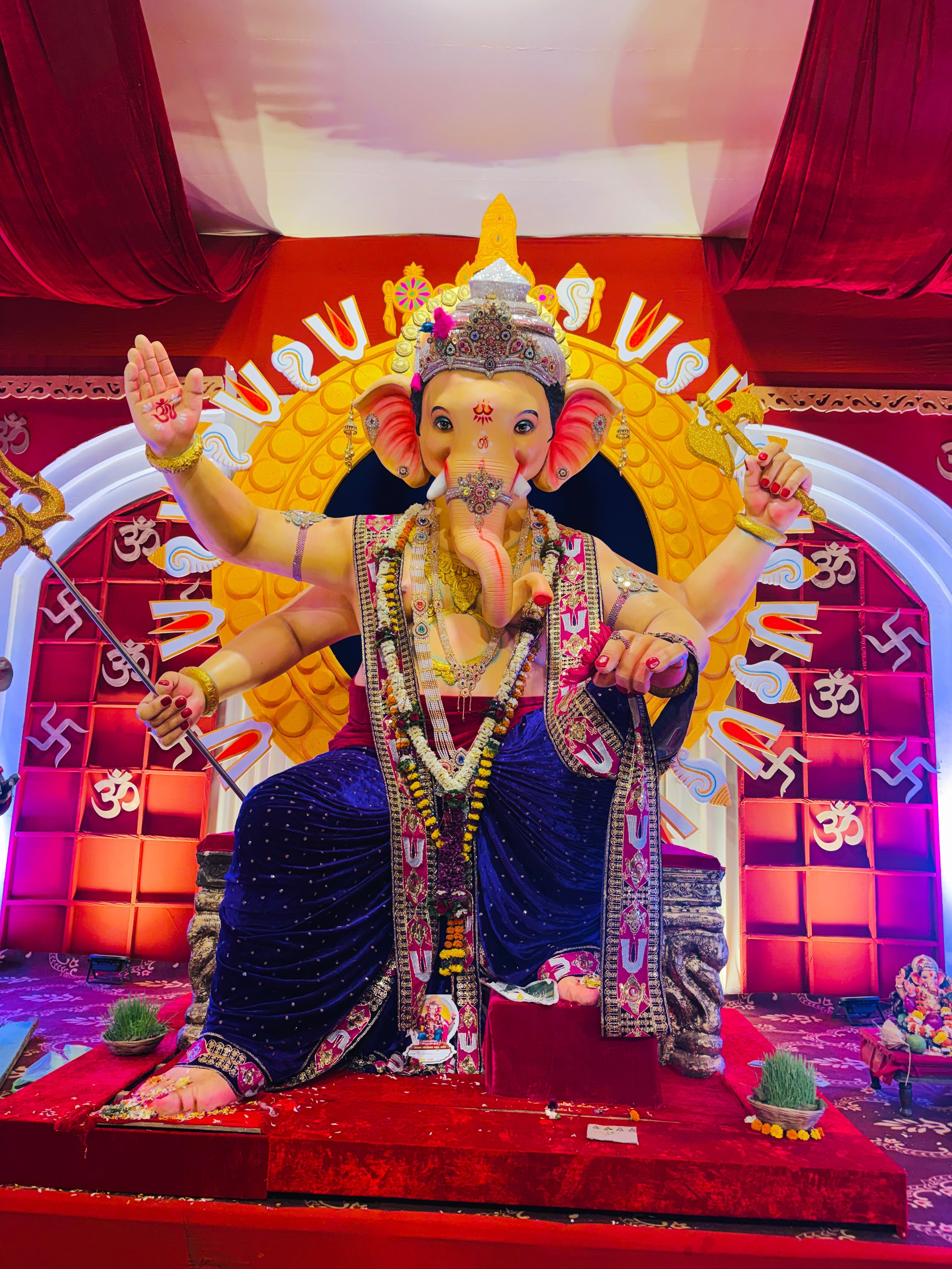 बाप्पाच्या आगमनाचा सुंदर क्षण, photo 3 of 3