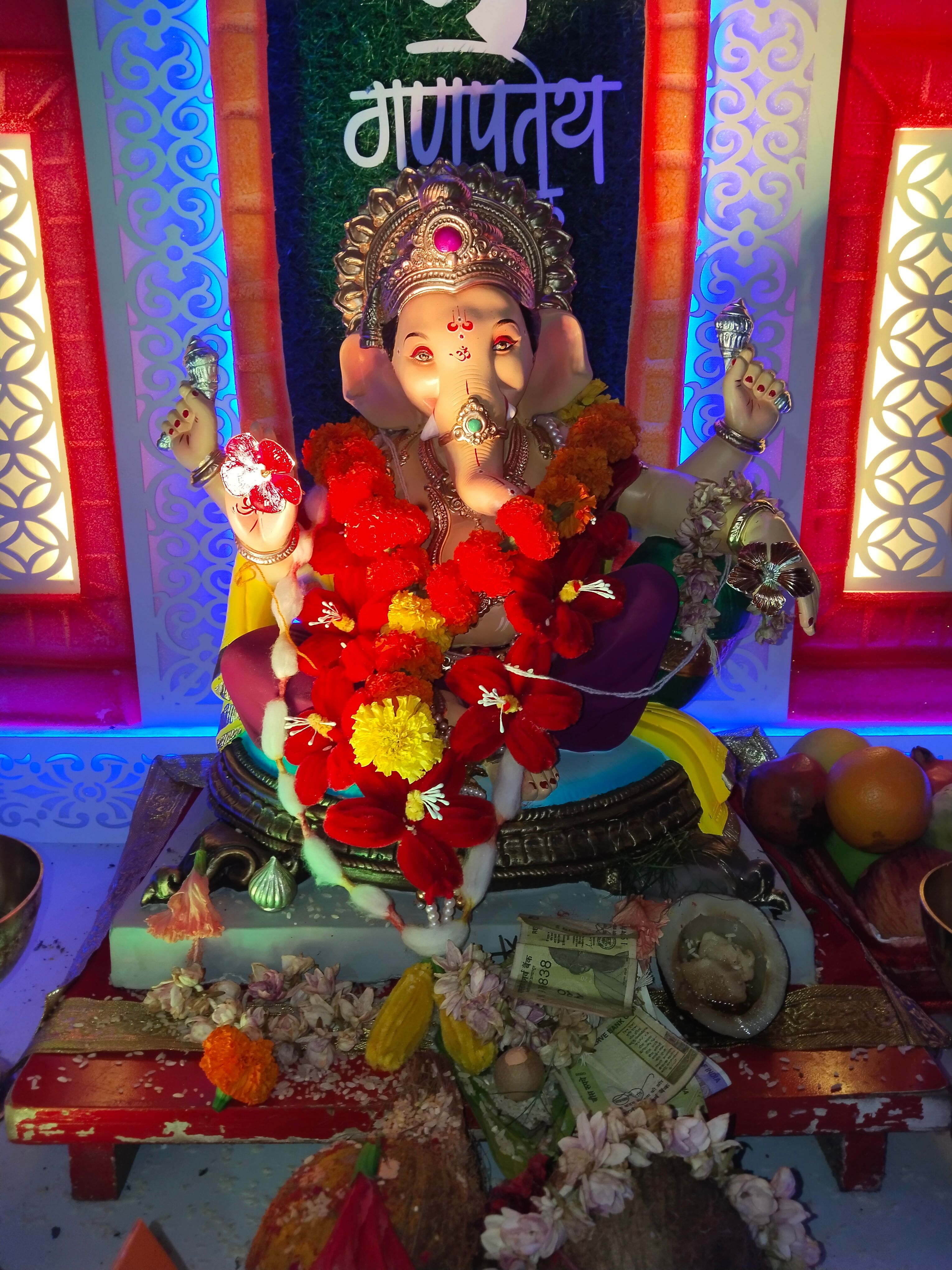 अक्षय गुरव यांच्या घरातील बाप्पा